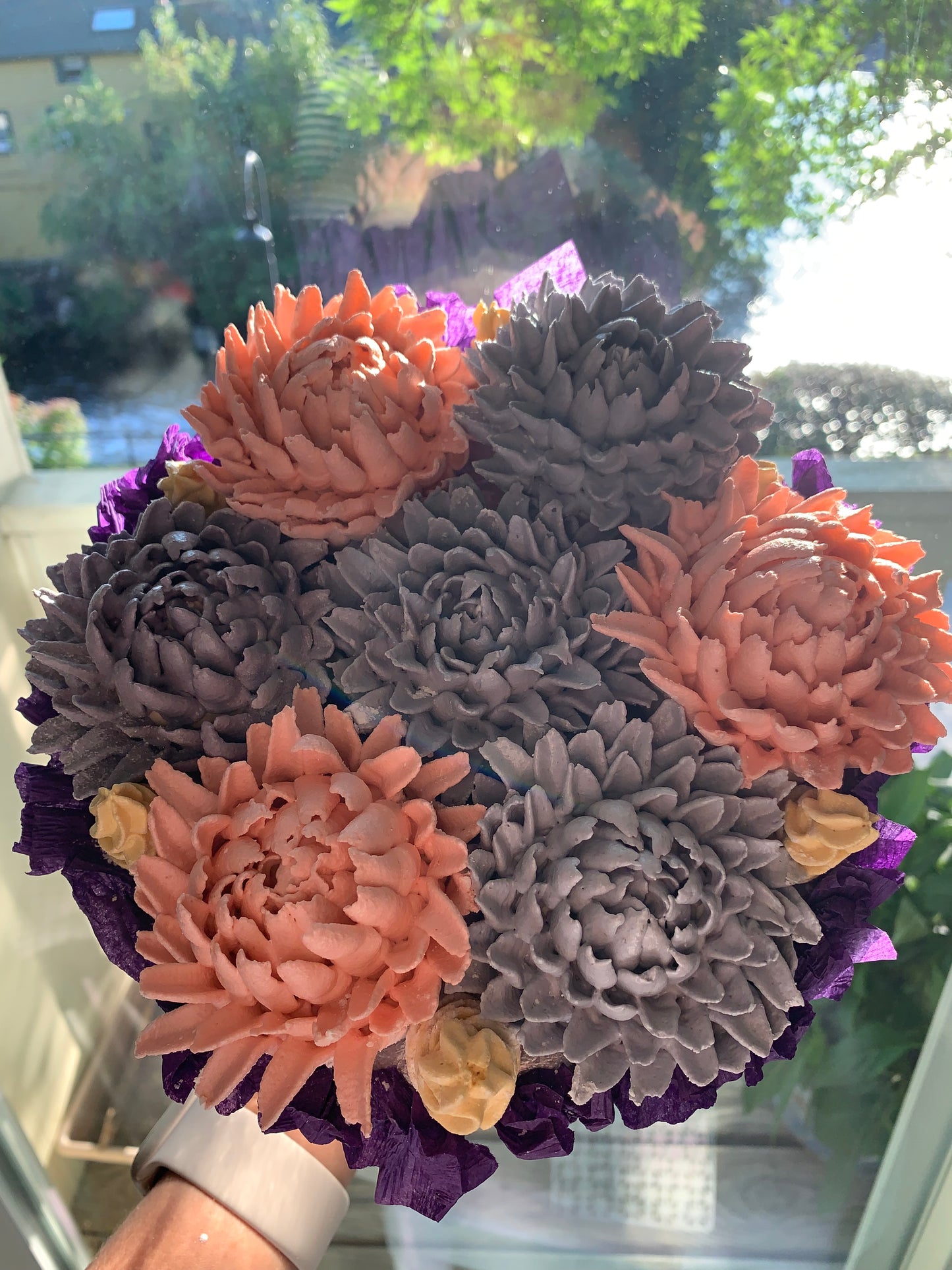 Bouquet of flowers medium size 8 inch